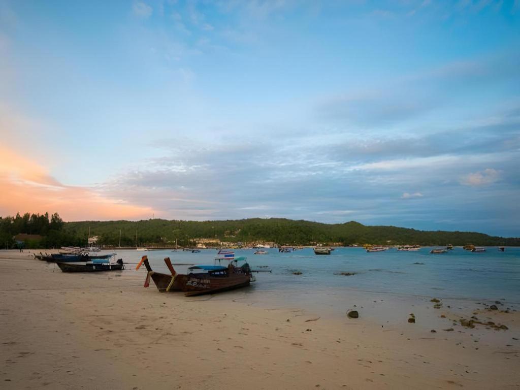 Phi Phi Nice Beach Hotel Hip Eksteriør bilde
